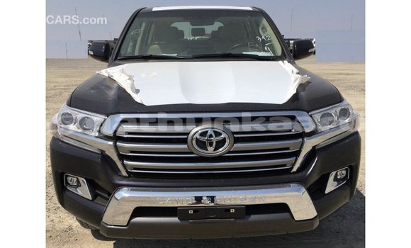 Buy Import Toyota Land Cruiser Black Car in Import - Dubai in Baa Buy Import Toyota Land Cruiser Black Car in Import - Dubai in Baa