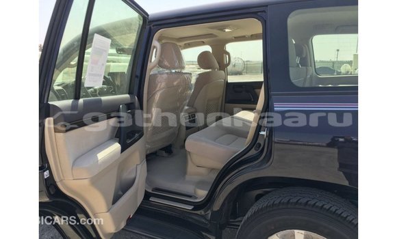 Buy Import Toyota Land Cruiser Black Car in Import - Dubai in Baa Buy Import Toyota Land Cruiser Black Car in Import - Dubai in Baa