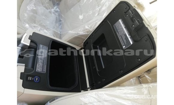 Buy Import Toyota Land Cruiser White Car in Import - Dubai in Baa Buy Import Toyota Land Cruiser White Car in Import - Dubai in Baa