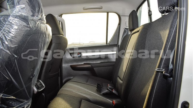 Big with watermark toyota hilux baa import dubai 1801