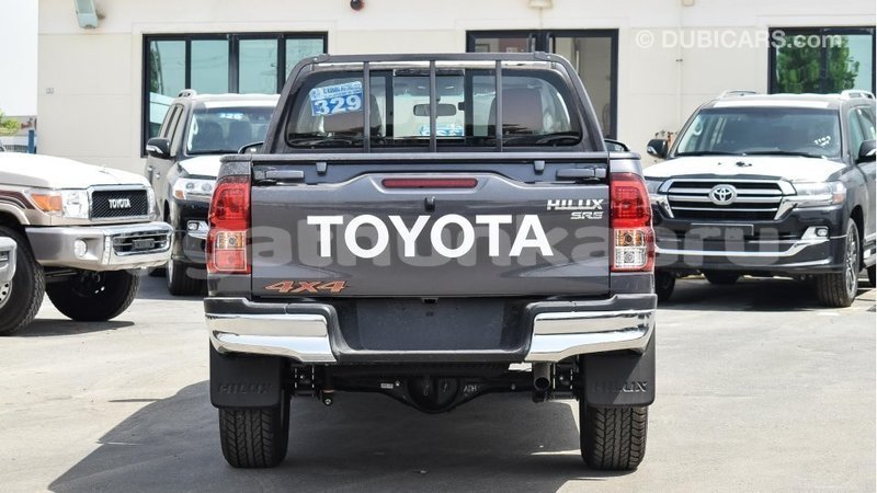 Big with watermark toyota hilux baa import dubai 1804