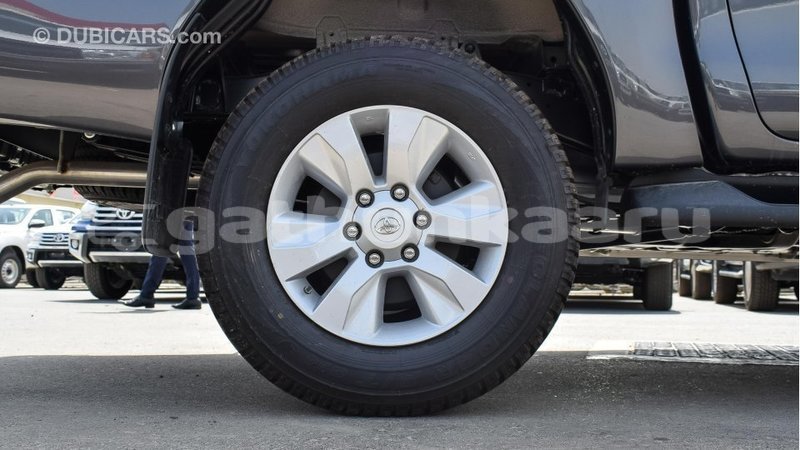 Big with watermark toyota hilux baa import dubai 1804