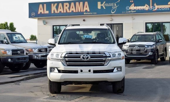Buy Import Toyota Land Cruiser White Car in Import - Dubai in Baa Buy Import Toyota Land Cruiser White Car in Import - Dubai in Baa