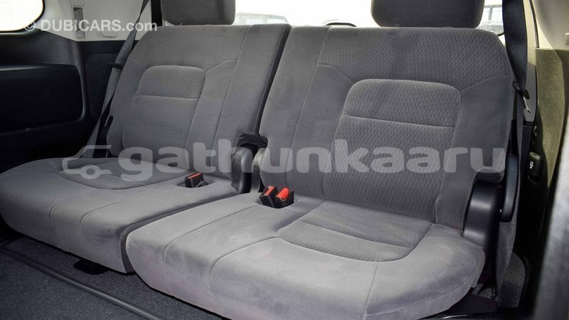 Big with watermark toyota land cruiser baa import dubai 1805