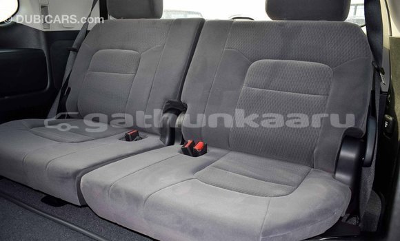 Buy Import Toyota Land Cruiser White Car in Import - Dubai in Baa Buy Import Toyota Land Cruiser White Car in Import - Dubai in Baa