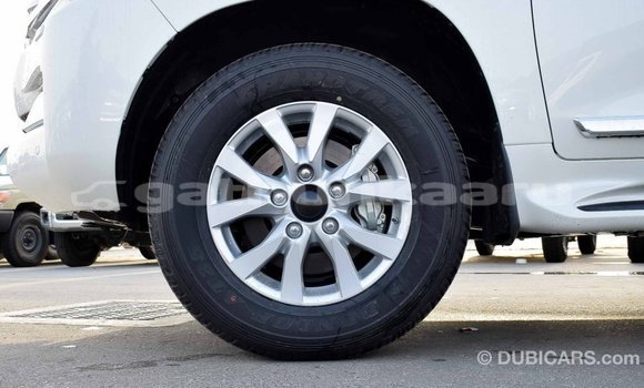 Buy Import Toyota Land Cruiser White Car in Import - Dubai in Baa Buy Import Toyota Land Cruiser White Car in Import - Dubai in Baa