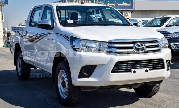 Buy Import Toyota Hilux White Car in Import - Dubai in Baa Buy Import Toyota Hilux White Car in Import - Dubai in Baa