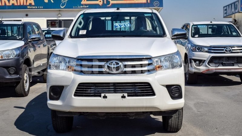 Big with watermark toyota hilux baa import dubai 1807
