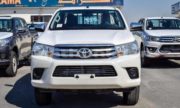 Buy Import Toyota Hilux White Car in Import - Dubai in Baa Buy Import Toyota Hilux White Car in Import - Dubai in Baa