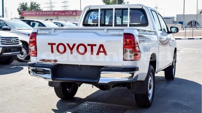 Big with watermark toyota hilux baa import dubai 1808