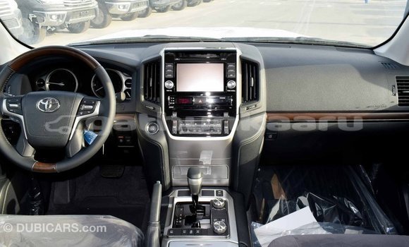 Buy Import Toyota Land Cruiser Black Car in Import - Dubai in Baa Buy Import Toyota Land Cruiser Black Car in Import - Dubai in Baa