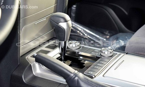 Buy Import Toyota Land Cruiser Black Car in Import - Dubai in Baa Buy Import Toyota Land Cruiser Black Car in Import - Dubai in Baa