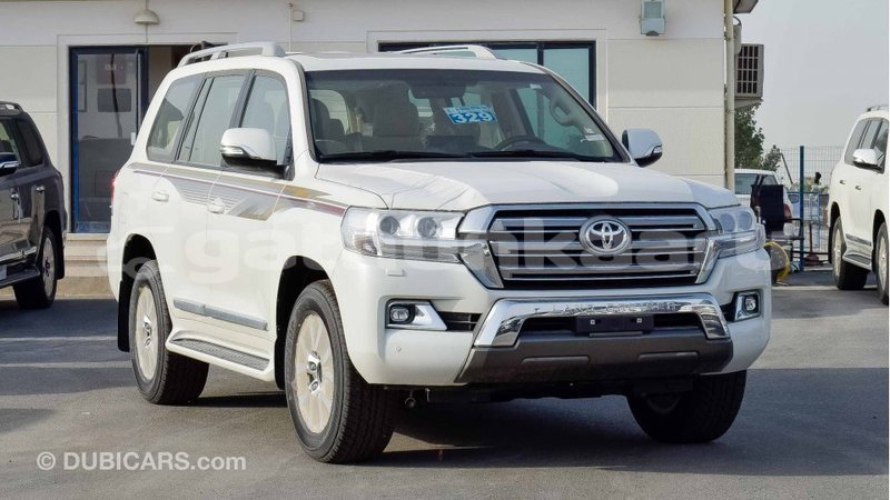 Big with watermark toyota land cruiser baa import dubai 1811
