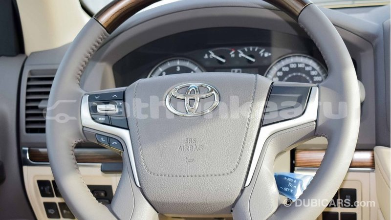 Big with watermark toyota land cruiser baa import dubai 1811