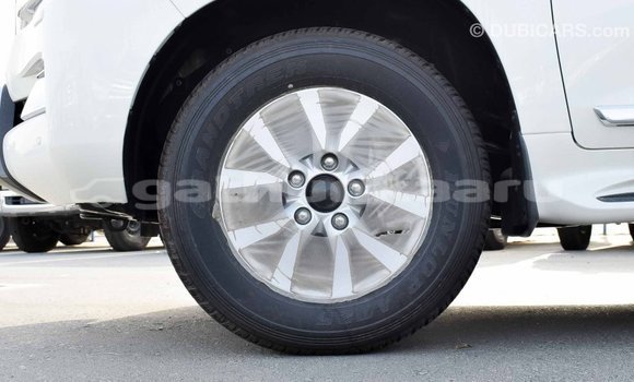 Buy Import Toyota Land Cruiser White Car in Import - Dubai in Baa Buy Import Toyota Land Cruiser White Car in Import - Dubai in Baa