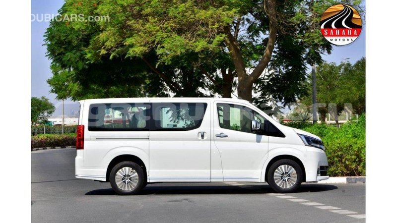 Big with watermark toyota granvia baa import dubai 1818
