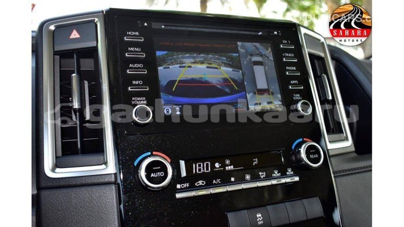 Big with watermark toyota granvia baa import dubai 1818