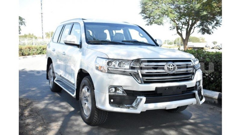 Big with watermark toyota land cruiser baa import dubai 1819