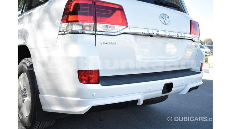 Big with watermark toyota land cruiser baa import dubai 1819