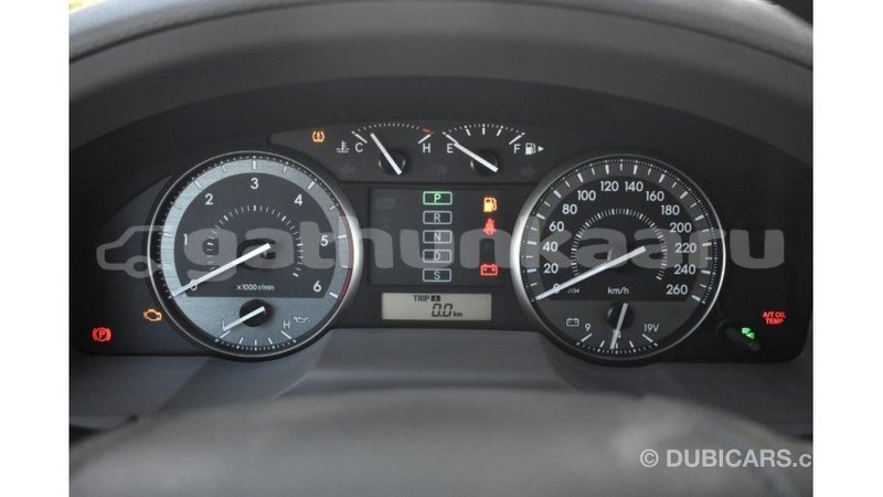 Big with watermark toyota land cruiser baa import dubai 1819