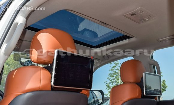 Buy Import Toyota Land Cruiser White Car in Import - Dubai in Baa Buy Import Toyota Land Cruiser White Car in Import - Dubai in Baa