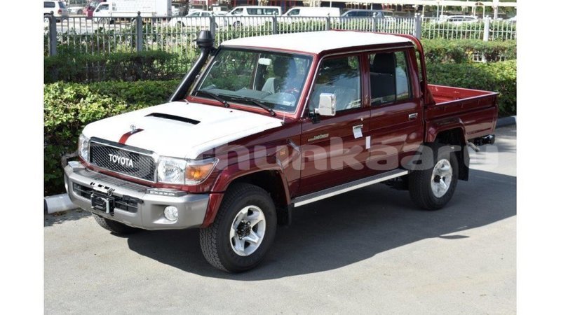 Big with watermark toyota land cruiser baa import dubai 1835