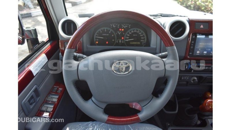 Big with watermark toyota land cruiser baa import dubai 1835