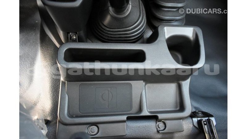 Big with watermark toyota land cruiser baa import dubai 1835