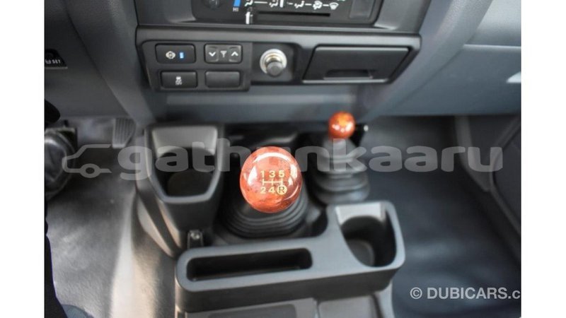 Big with watermark toyota land cruiser baa import dubai 1835