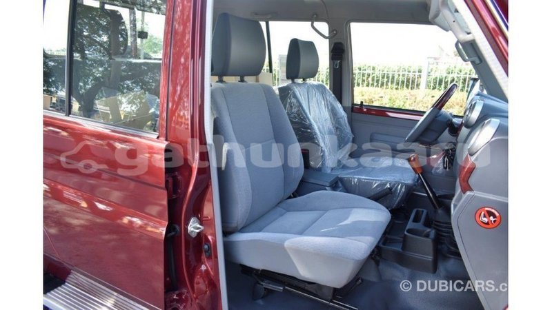 Big with watermark toyota land cruiser baa import dubai 1835