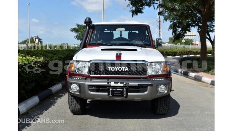 Big with watermark toyota land cruiser baa import dubai 1835