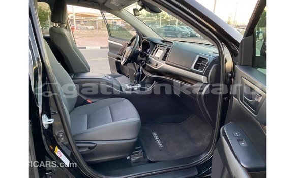 Buy Import Toyota Highlander Black Car in Import - Dubai in Baa Buy Import Toyota Highlander Black Car in Import - Dubai in Baa
