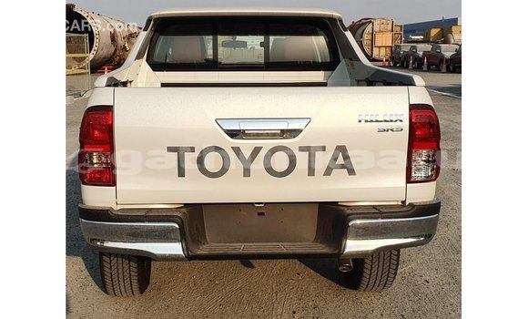 Buy Import Toyota Hilux White Car in Import - Dubai in Baa Buy Import Toyota Hilux White Car in Import - Dubai in Baa