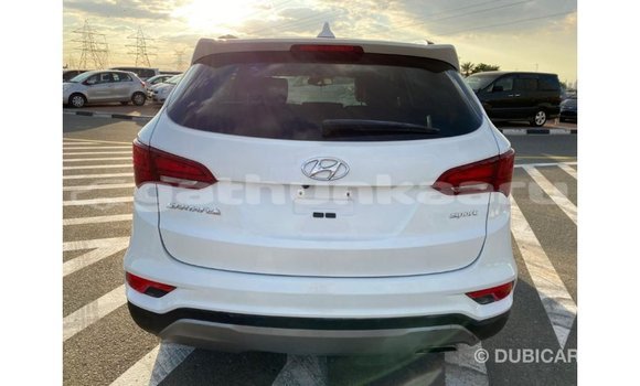 Buy Import Hyundai Santa Fe White Car in Import - Dubai in Baa Buy Import Hyundai Santa Fe White Car in Import - Dubai in Baa