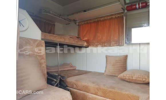 Buy Import Kia Carens White Car in Import - Dubai in Baa Buy Import Kia Carens White Car in Import - Dubai in Baa