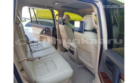 Buy Import Toyota Land Cruiser Other Car in Import - Dubai in Baa Buy Import Toyota Land Cruiser Other Car in Import - Dubai in Baa