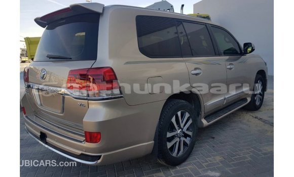 Buy Import Toyota Land Cruiser Other Car in Import - Dubai in Baa Buy Import Toyota Land Cruiser Other Car in Import - Dubai in Baa