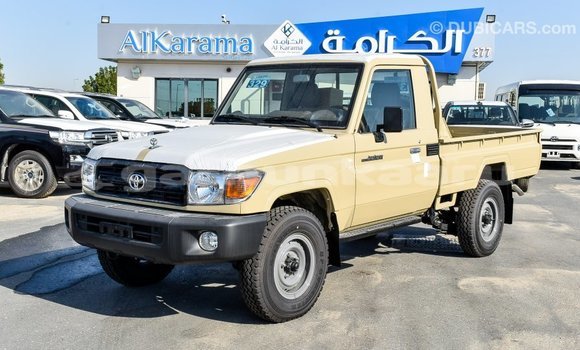 Buy Import Toyota Land Cruiser Beige Car in Import - Dubai in Baa Buy Import Toyota Land Cruiser Beige Car in Import - Dubai in Baa
