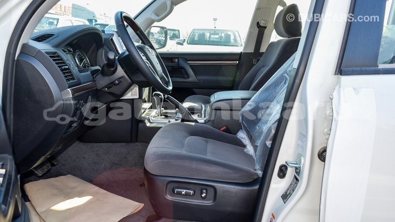 Big with watermark toyota land cruiser baa import dubai 1849