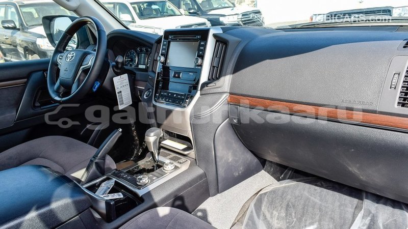 Big with watermark toyota land cruiser baa import dubai 1849