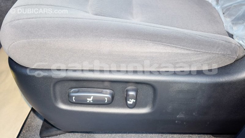 Big with watermark toyota land cruiser baa import dubai 1849