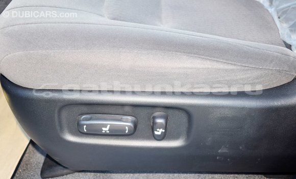 Buy Import Toyota Land Cruiser White Car in Import - Dubai in Baa Buy Import Toyota Land Cruiser White Car in Import - Dubai in Baa