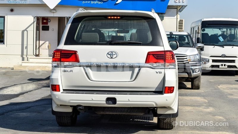 Big with watermark toyota land cruiser baa import dubai 1849