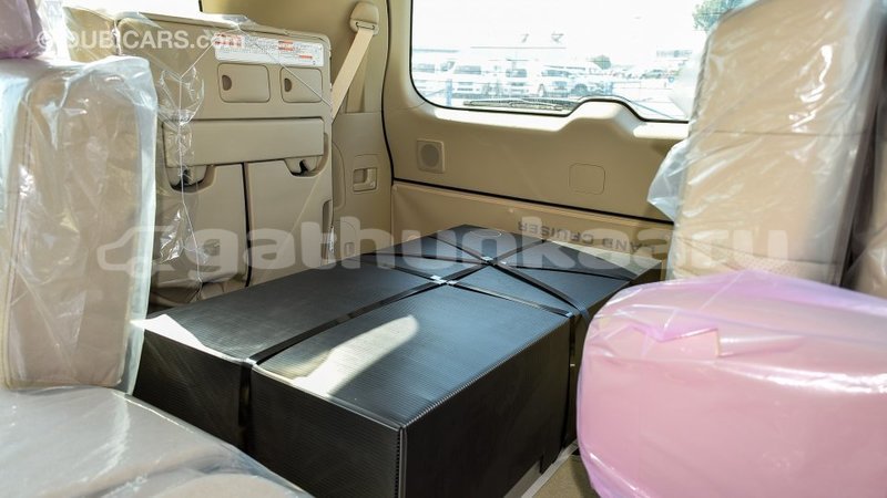 Big with watermark toyota land cruiser baa import dubai 1850