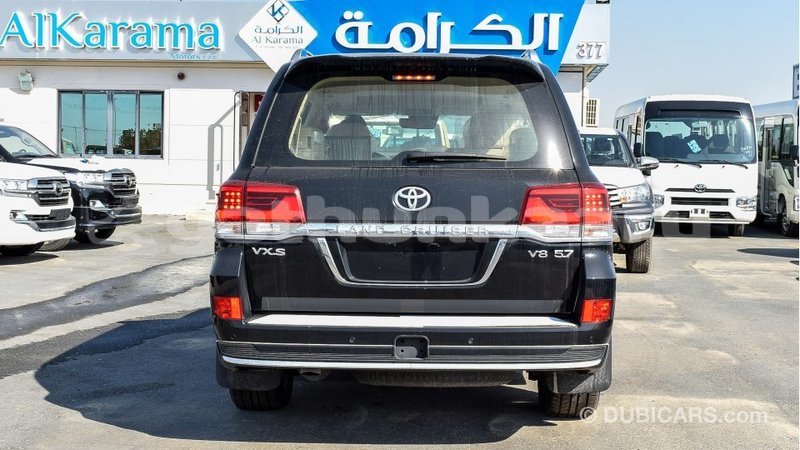 Big with watermark toyota land cruiser baa import dubai 1850