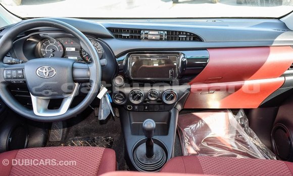 Buy Import Toyota Hilux White Car in Import - Dubai in Baa Buy Import Toyota Hilux White Car in Import - Dubai in Baa