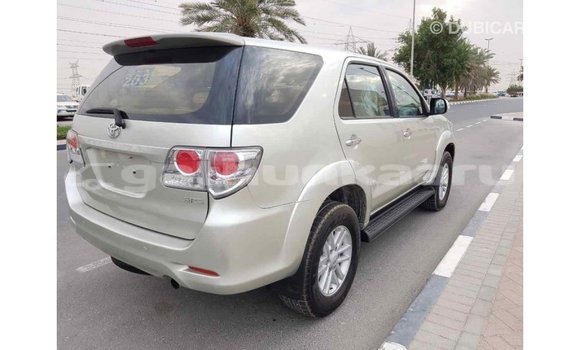 Buy Import Toyota Fortuner Other Car in Import - Dubai in Baa Buy Import Toyota Fortuner Other Car in Import - Dubai in Baa