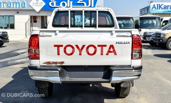 Buy Import Toyota Hilux White Car in Import - Dubai in Baa Buy Import Toyota Hilux White Car in Import - Dubai in Baa