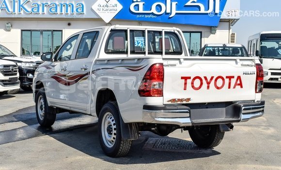 Buy Import Toyota Hilux White Car in Import - Dubai in Baa Buy Import Toyota Hilux White Car in Import - Dubai in Baa
