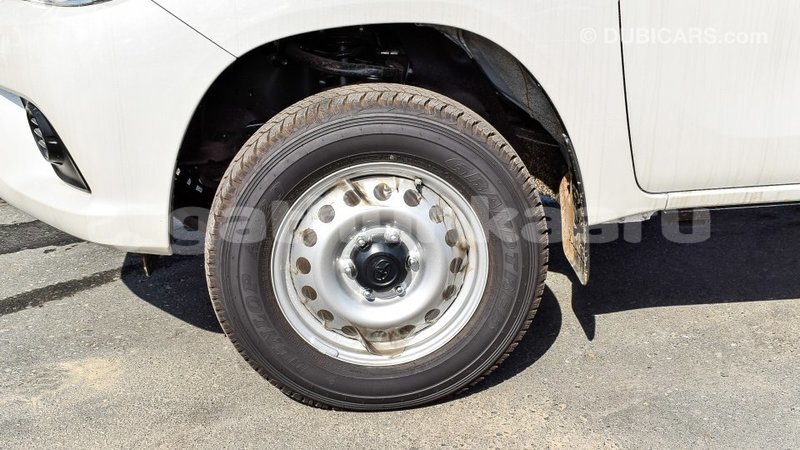 Big with watermark toyota hilux baa import dubai 1852